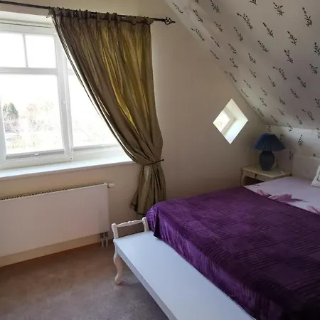 Emma فيلة بارنو